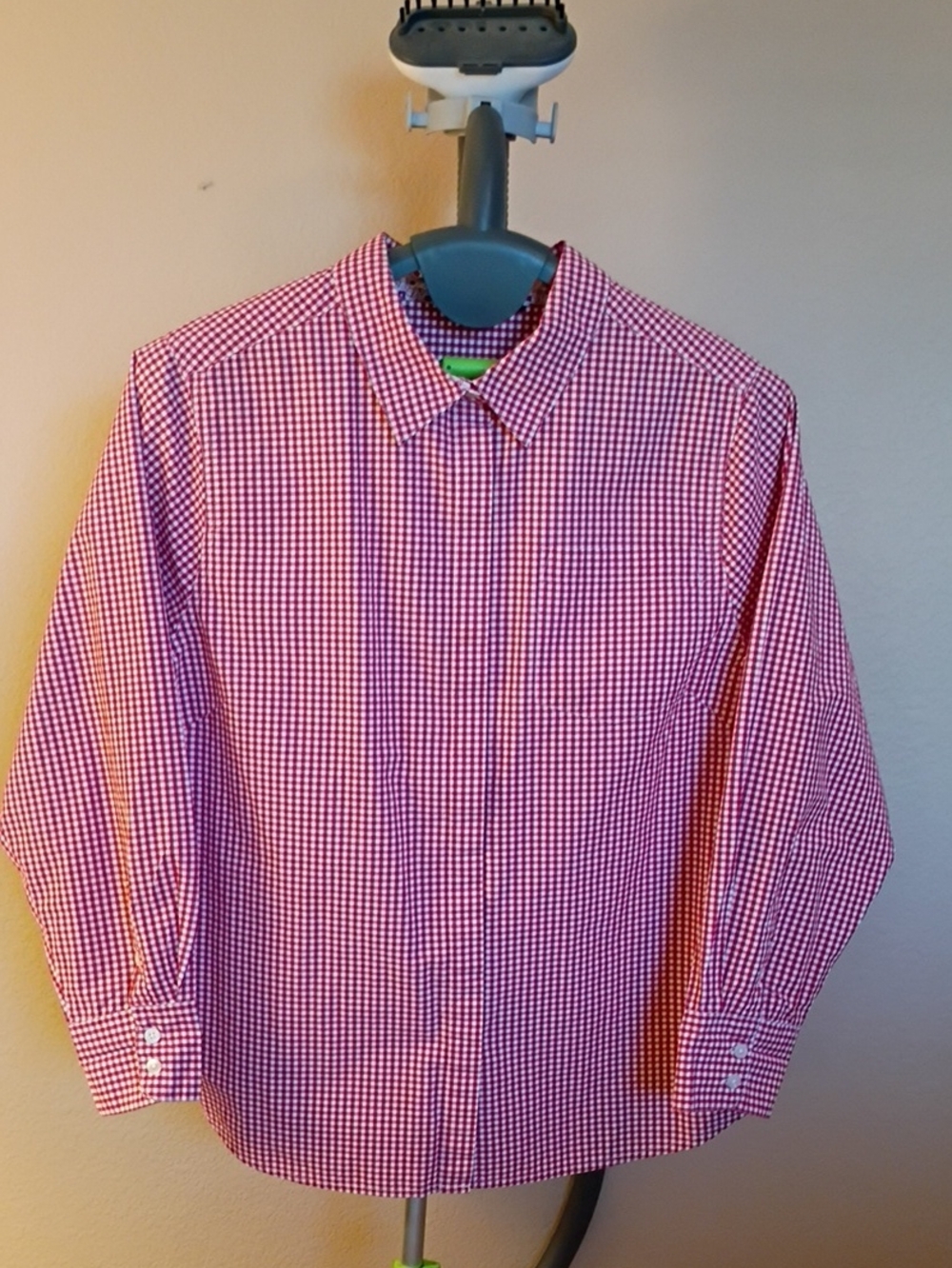 Brand Unknown Red and White Gingham Button-Down Shirt